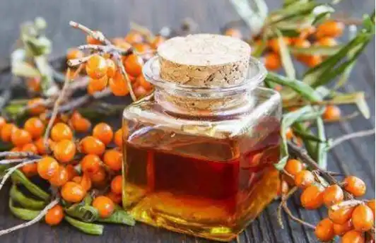 Can Pure Sea Buckthorn Oil Help Improve Dry and Sensitive Skin?